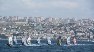 Dünyanın En İyi Windsurfçüleri Beylikdüzü’nde Yarışacak