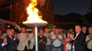 Erguvan Festivali başladı