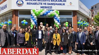 Bağımlılıkla mücadele ödülü Başkan Toprakın