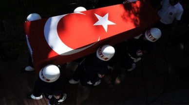 Tuncelide Polisi Kızının Yanında Şehit Ettiler