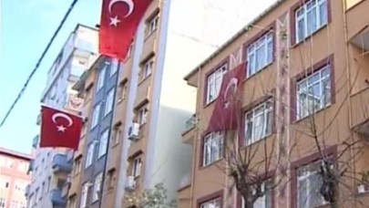 Şehit üsteğmenin İstanbul'daki evinde yas