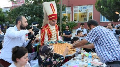 Baklava Alayı Tarihi Canlandırdı