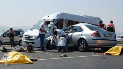 Yollar kan gölüne döndü