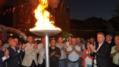 Erguvan Festivali başladı