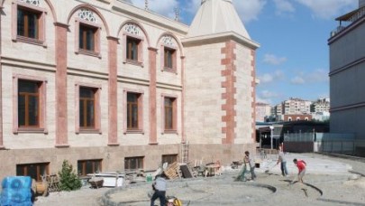 Mevlana Camii hizmete hazır hale geliyor