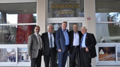 GÜREŞ AĞASINDAN BAŞKANA ZİYARET