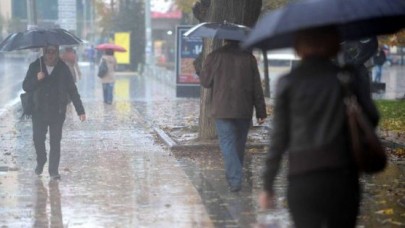 Sıcaklıklar Aynı, Sağanak Yağış Geliyor