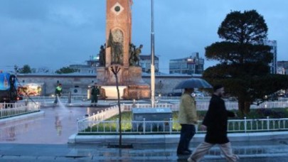 İstanbul güne yağmurla uyandı