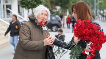 Anneler 'Gül'ü