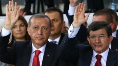 Davutoğlu, 1245 'Evet'le Aday Gösterildi