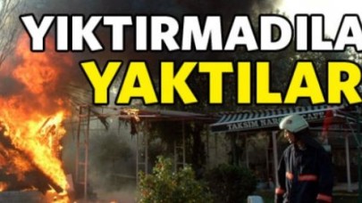 Yıkım Ekiplerini Görünce İş Yerlerini Ateşe Verdiler