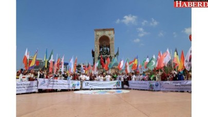 &quot;Bu festival demokrasi festivalidir&quot;