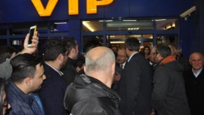 CHP liderine Trabzonda coşkulu karşılama