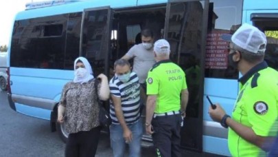 Esenyurtta yine aynı manzara: Minibüste 40 kişi