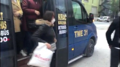 Esenyurtta 22 yolcu taşıyan şoförden polise; &quot;Bu seferlik idare et&quot;