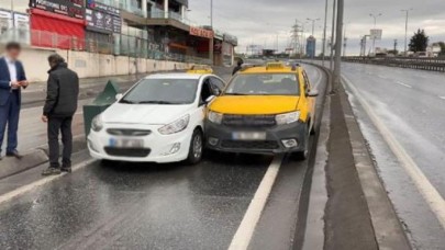 Esenyurtta boş yolu paylaşamayan sürücüler kaza yaptı