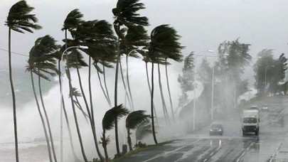 Meteoroloji uyardı: Batı kesimlerde kuvvetli rüzgar ve fırtına bekleniyor