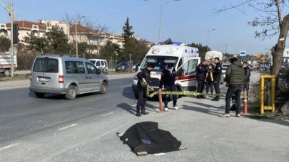 Esenyurtta kaldırımda gelen ölüm... Kaldırımda yürürken aniden yere yığıldı