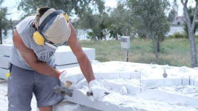 Heykeltıraşlar Büyükçekmecede bir araya geldi