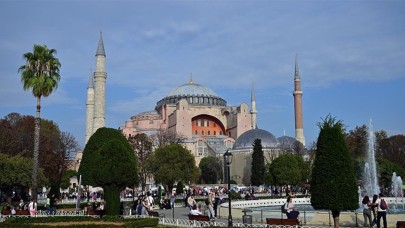 Ayasofya yeniden müze mi oldu? İddialara açıklama geldi