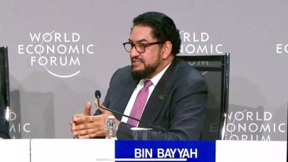 BAE'nin Davos Forumu'nda dünya barışı vizyonu