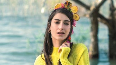 Hazal Kaya ekranlara dönüyor: İşte yeni projesi