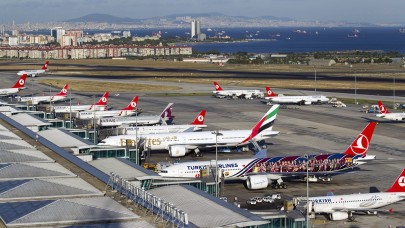 27 milyon kişi İstanbul'dan uçtu!