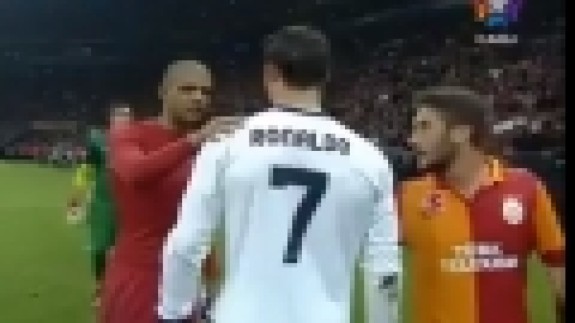 Cristiano Ronaldo Maç Sonrası Sabriyi Takmadığı An