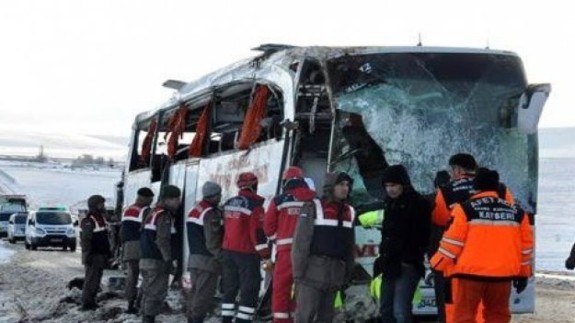 KAYSERİ'DE KATLİAM GİBİ KAZA: 21 ÖLÜ