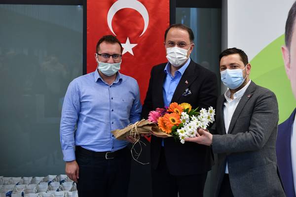 Beylikdüzü Belediye Başkanı Mehmet Murat Çalık ’tan birlik beraberlik mesajı